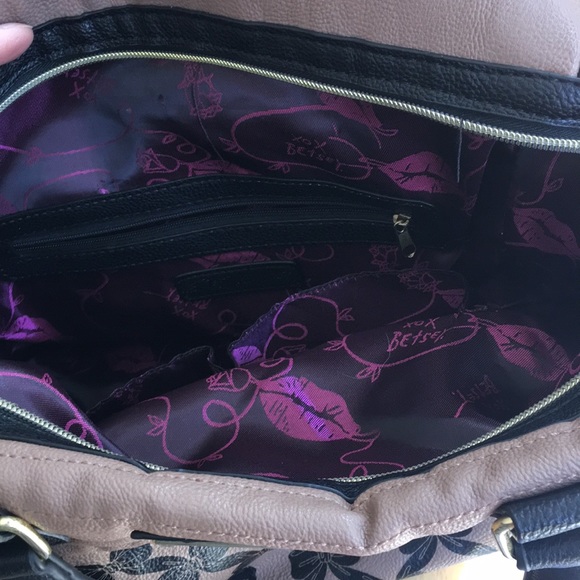 Purse - Picture 5 of 6